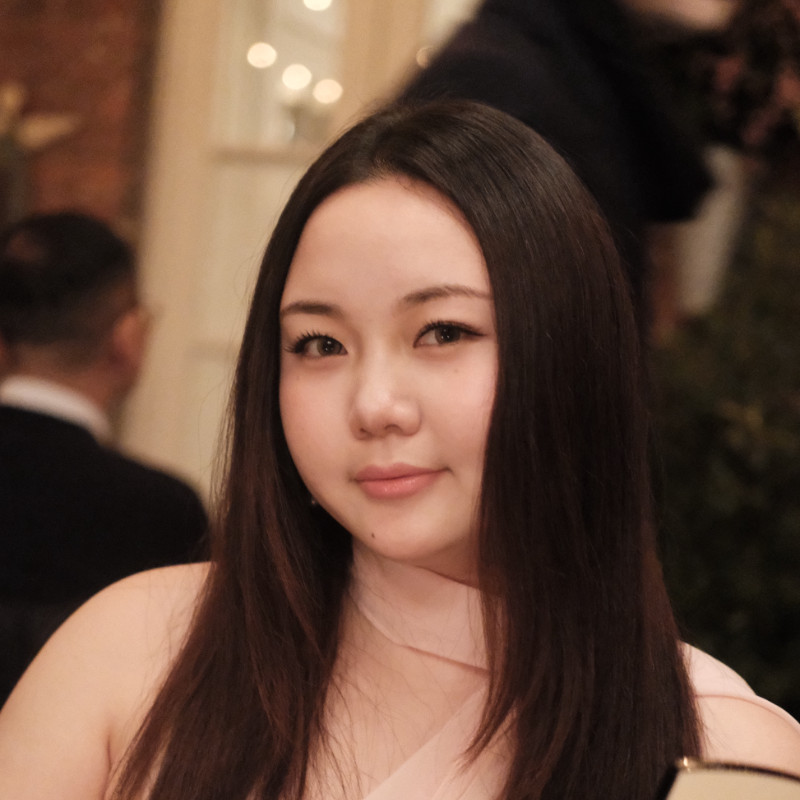 Jinwen (Bella) Jia